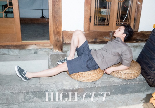 Park Seo Joon la lam trong bo anh moi anh 4