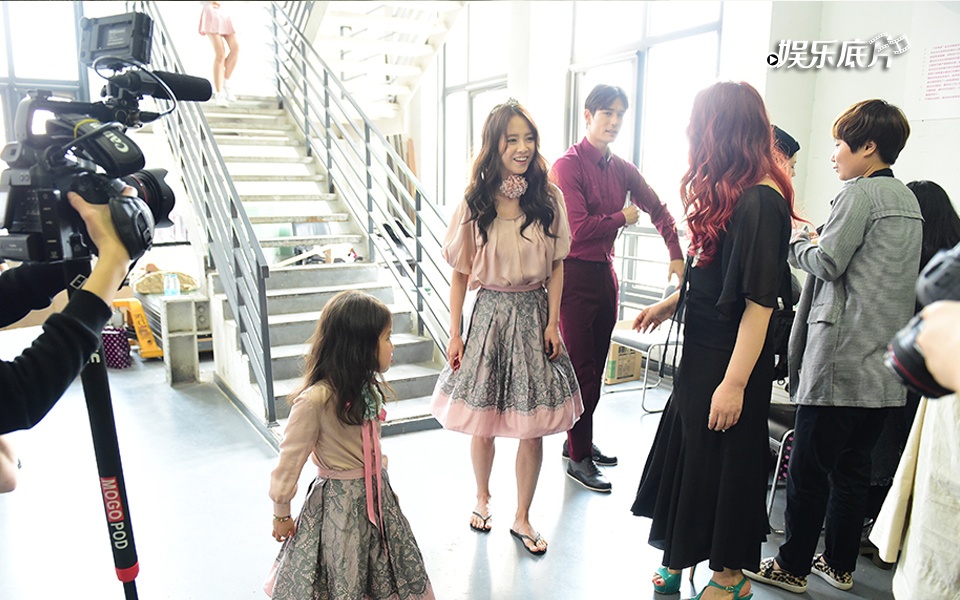 Song Ji Hyo thoi trang anh 4