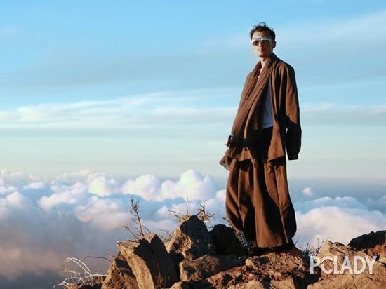 Gu thoi trang Ta Dinh Phong anh 2