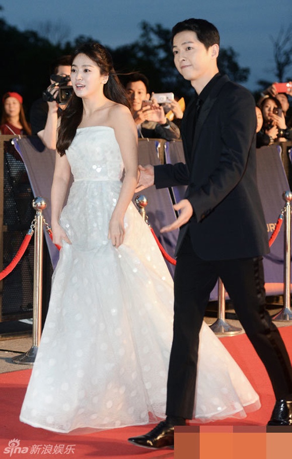 Song Hye Kyo ne Lee Byung Hun anh 1