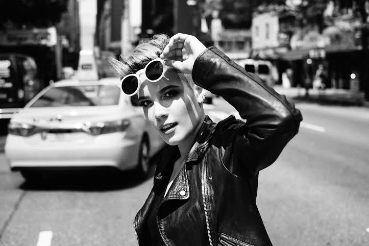 Sự nghiệp Halsey ảnh 2 Su nghiep Halsey anh 2