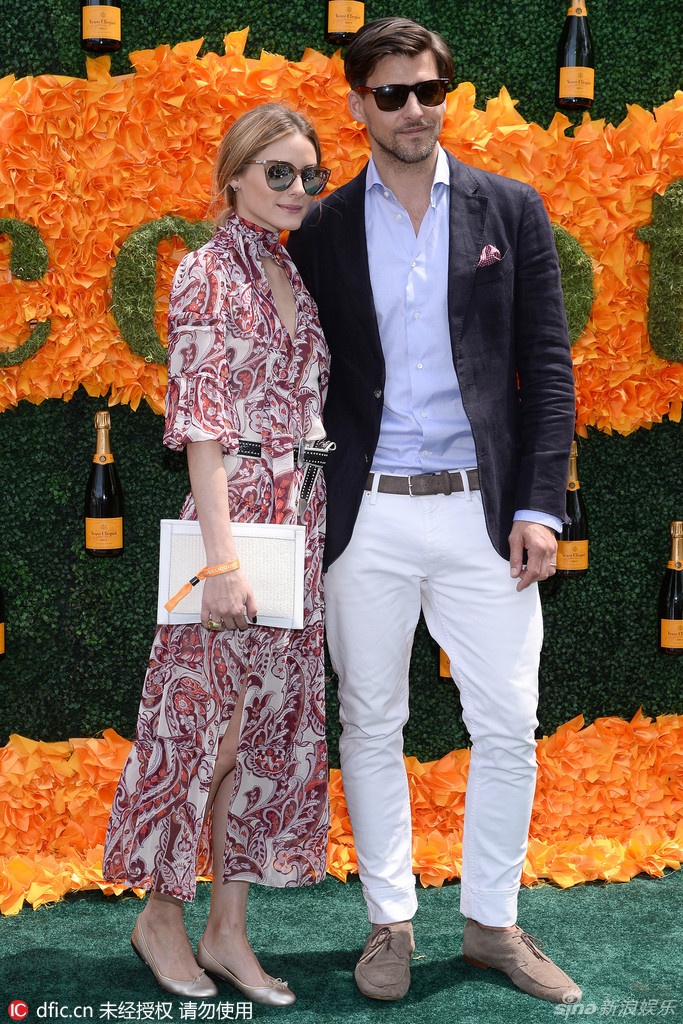 Tan Thu Boi ban gai Tran Quan Hy anh 8