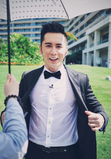 Sao goc Viet Chung Le De duoc cau hon anh 2