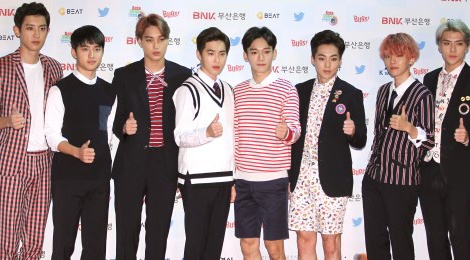 Album cua EXO dat hang truoc ngay ra mat hinh anh