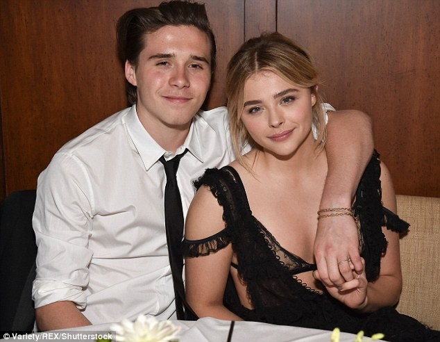 Victoria anh bia cua quy tu Brooklyn anh 3