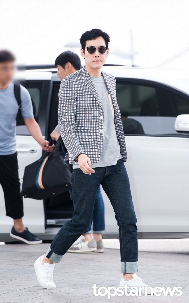 thoi trang san bay cua Lee Min Ho anh 3