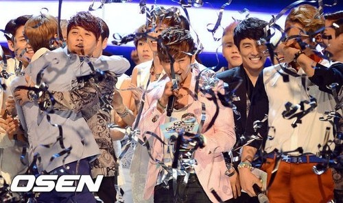 10 boy group Kpop doat cup nhieu nhat lich su anh 10