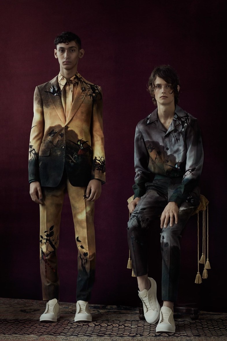 Alexander McQueen lai gay choang ngop voi bo suu tap moi anh 4