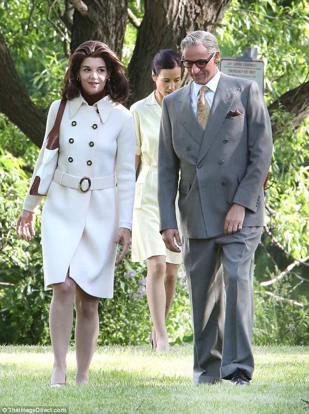 Katie Holmes lam phu nhan tong thong anh 6