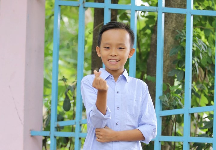 Hồ Văn Cường – từ cậu bé hát đám cưới đến thiên sứ cảm xúc  ảnh 1 Ho Van Cuong – tu cau be hat dam cuoi den thien su cam xuc anh 1