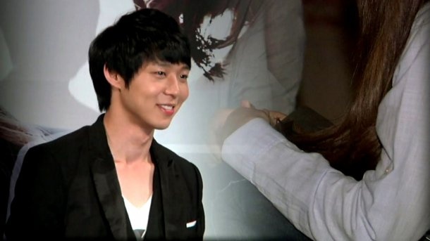 Park Yoochun tiep tuc bi to cuong buc anh 1