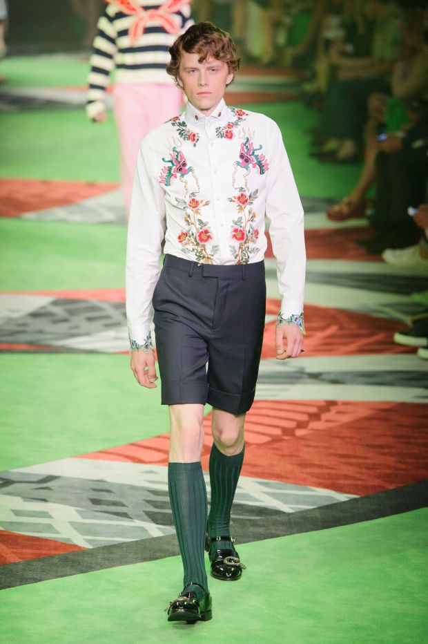 8 diem nhan khong the bo qua tai show thoi trang nam Gucci 2017 anh 4