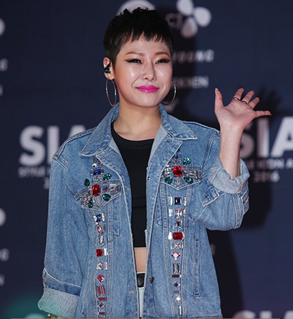 Sao Han xau &ndash; dep vi toc mai sieu ngan kieu Nhat anh 13