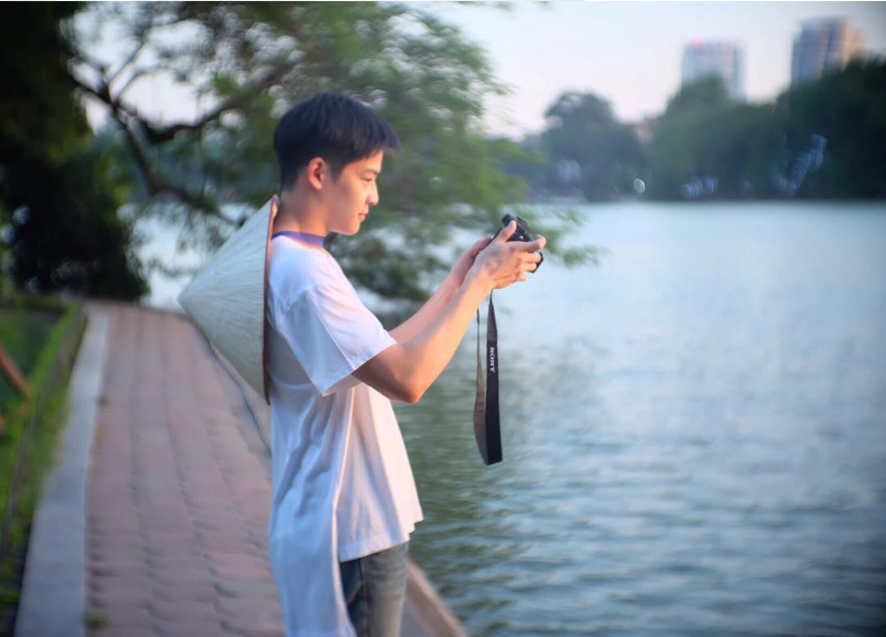 Hot boy Tuổi nổi loạn bất ngờ xuất hiện tại Hà Nội ảnh 1 Hot boy Tuoi noi loan bat ngo xuat hien tai Ha Noi anh 1