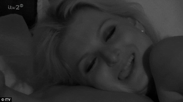 Hoa hậu bị truất ngôi không hối tiếc vì sex trên truyền hình ảnh 1 Hoa hau bi truat ngoi khong hoi tiec vi sex tren truyen hinh anh 1