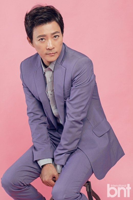 Tai tu ‘Moi tinh dau’ om vo ngot ngao tren tap chi anh 5