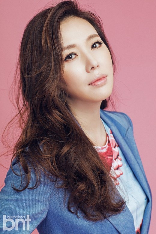 Tai tu ‘Moi tinh dau’ om vo ngot ngao tren tap chi anh 6