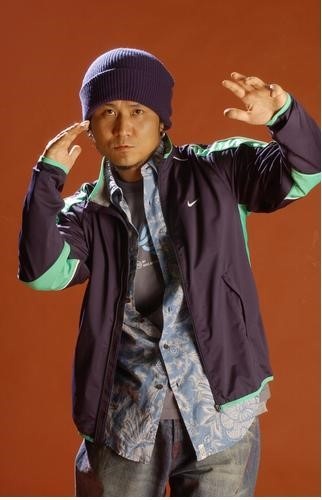 Ca sĩ Hàn bị tố quấy rối tình dục ảnh 2 Ca si Han bi to quay roi tinh duc anh 2