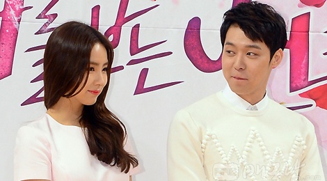 Scandal sex bao trum showbiz Han hinh anh