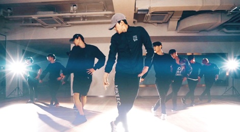 Video luyen vu dao cua EXO gay sot hinh anh