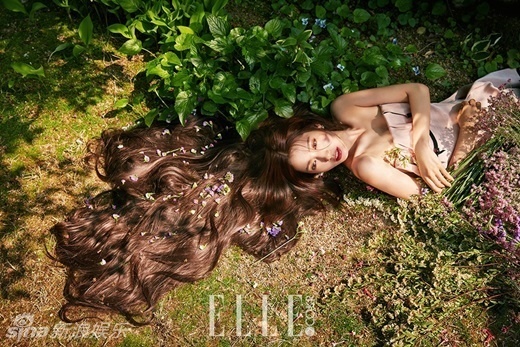 Park Shin Hye khoe vai tran kieu sa anh 7