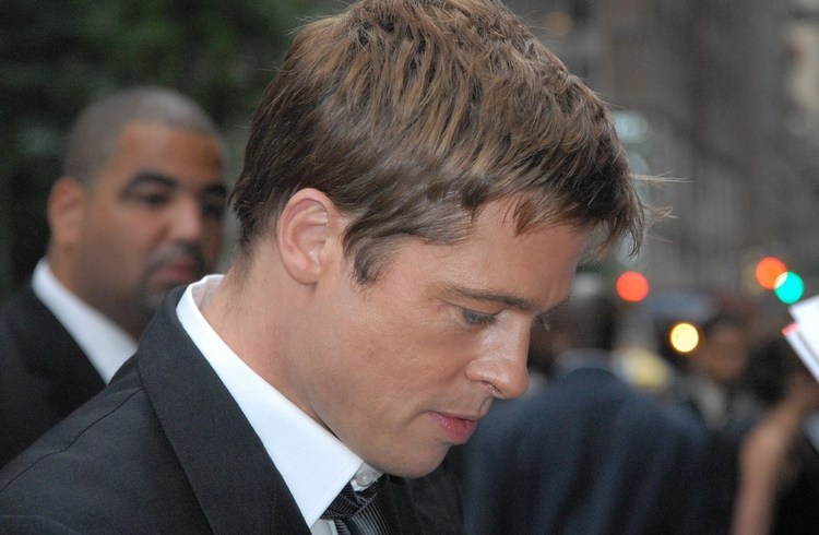 Nguyên nhân tan vỡ của cặp đôi Brad Pitt và Angelina Jolie ảnh 2 Nguyen nhan tan vo cua cap doi Brad Pitt va Angelina Jolie anh 2