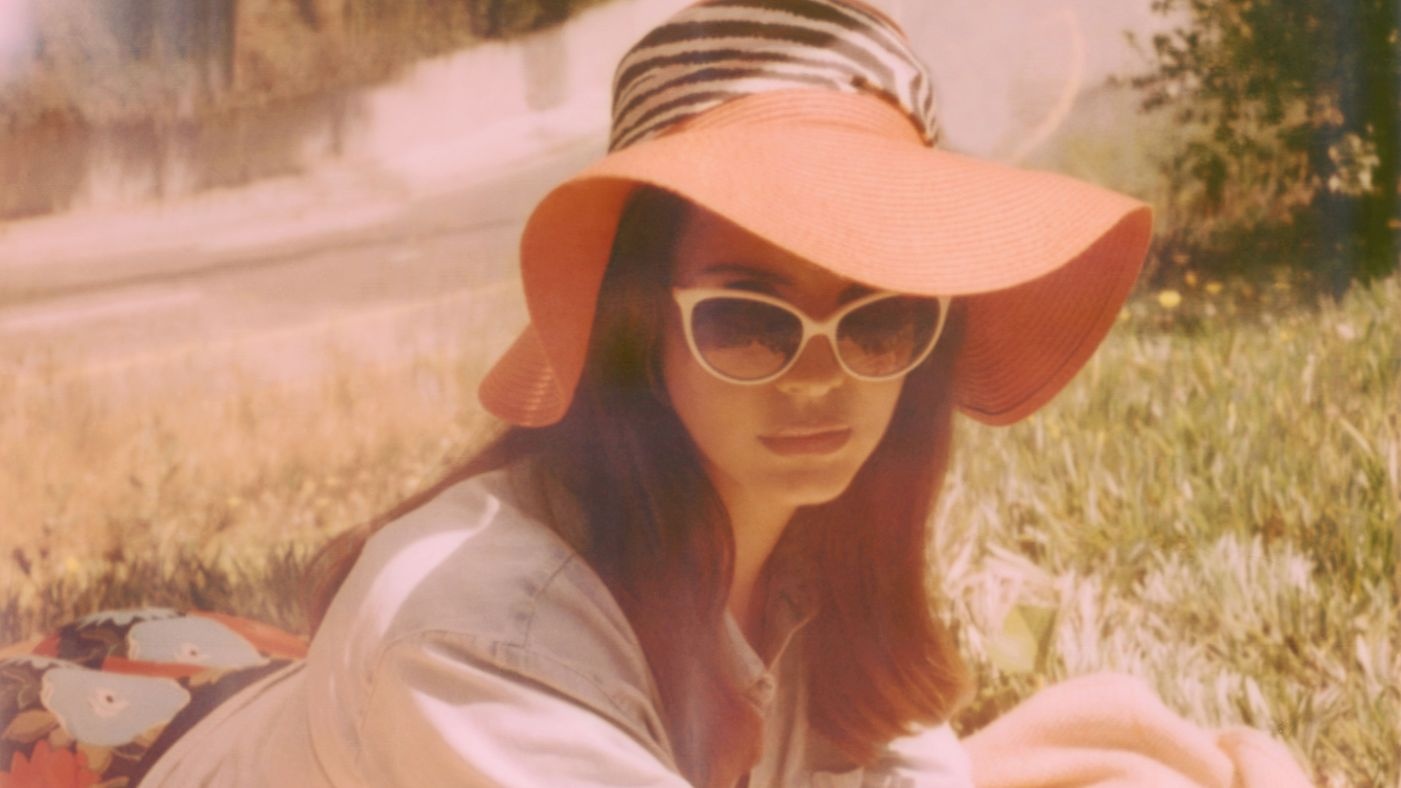 Honeymoon của Lana Del Rey: Khi nàng Lolita giãy chết ảnh 1 Honeymoon cua Lana Del Rey: Khi nang Lolita giay chet anh 1
