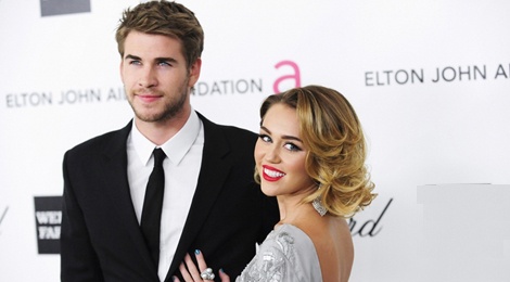 Ban trai Miley Cyrus la sao nam an chay quyen ru nhat hinh anh