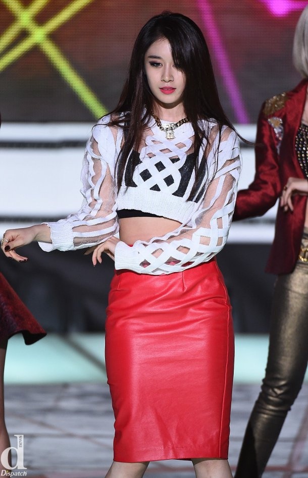 Kiều nữ Kpop diện mốt xuyên thấu  ảnh 3 Kieu nu Kpop dien mot xuyen thau anh 3
