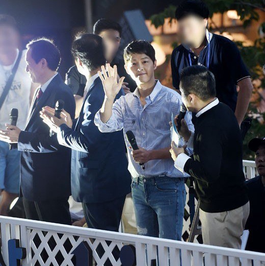 Song Joong Ki kem sac o su kien anh 5