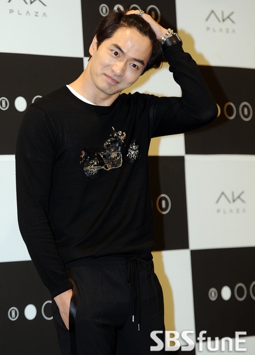 Lee Jin Wook bị tố cưỡng dâm ảnh 1 Lee Jin Wook bi to cuong dam anh 1