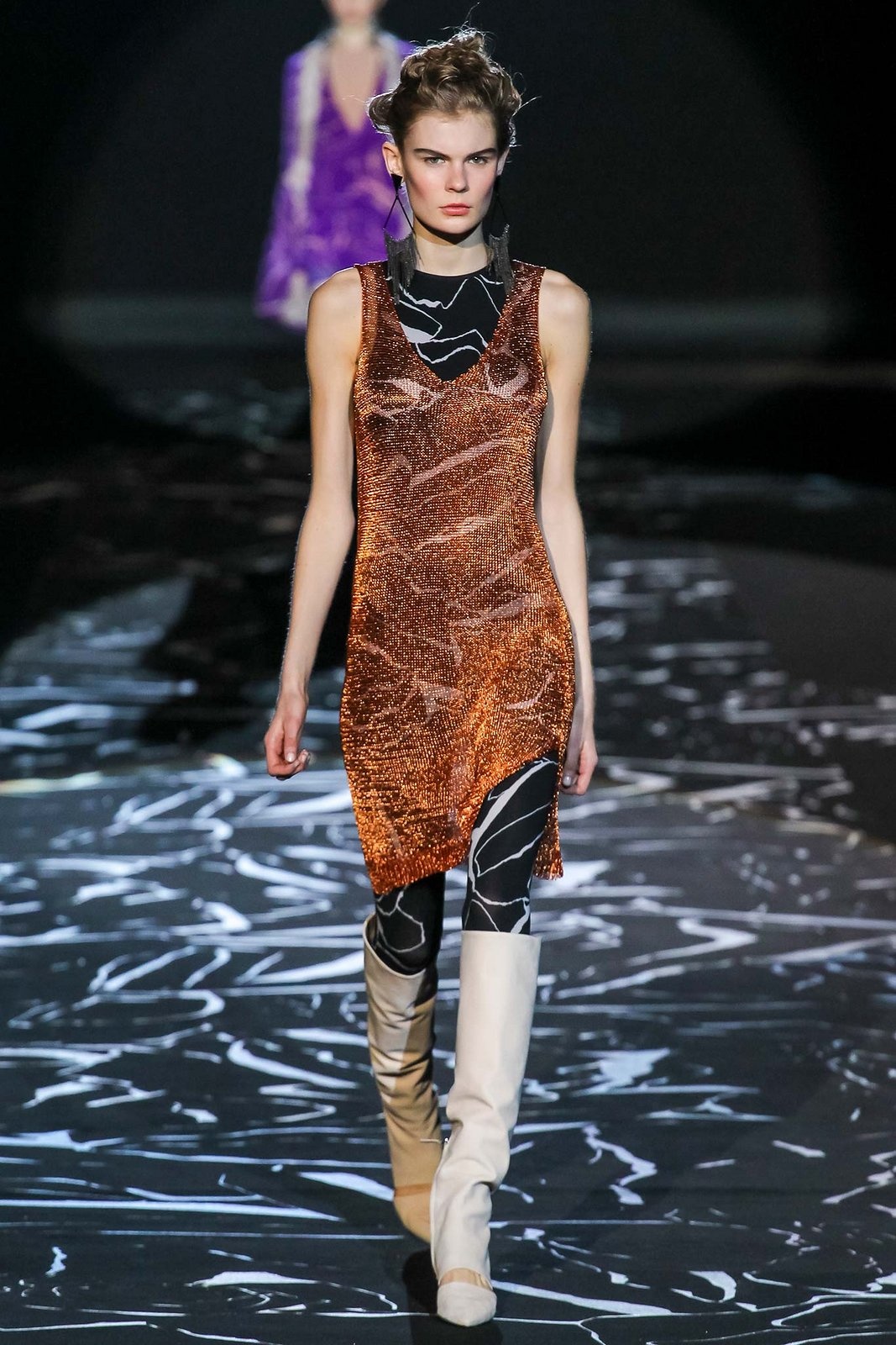 Nhung phong cach thoi trang 'que mua' dang hoc hoi anh 9