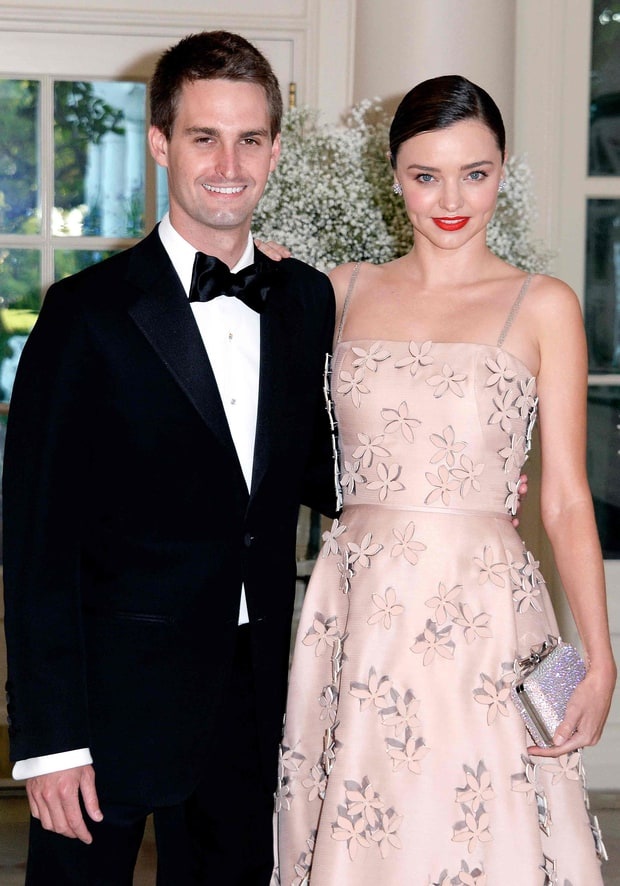 Miranda Kerr đính hôn với bạn trai tỷ phú ảnh 2 Miranda Kerr dinh hon voi ban trai ty phu anh 2