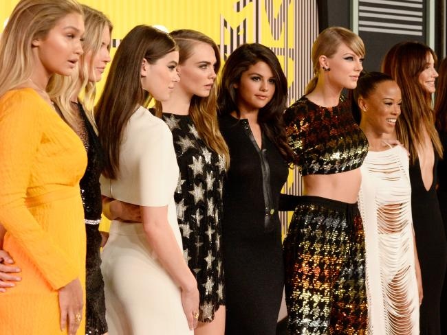 Taylor Swift con nhieu bi mat ‘ban thiu’ anh 2