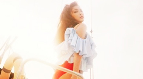HyunA nong bong tren bia dia album moi hinh anh