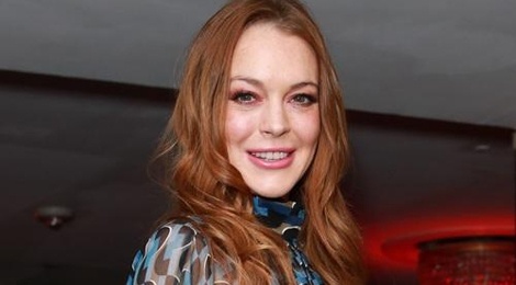 Lindsay Lohan bi to an chan tien quang cao phim hinh anh