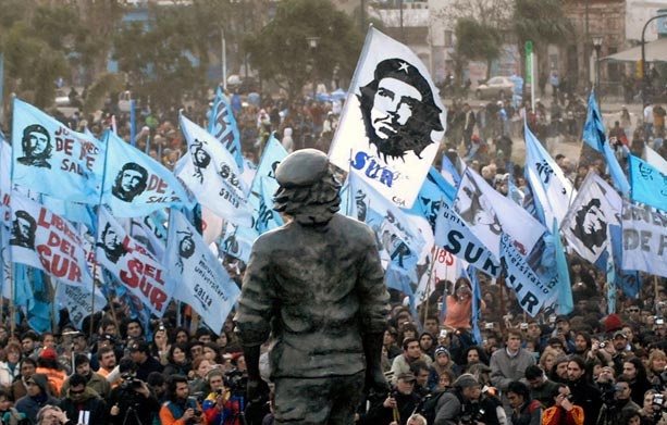 Lý giải ‘hiện tượng toàn cầu’ của áo thun Che Guevara  ảnh 3 Ly giai ‘hien tuong toan cau’ cua ao thun Che Guevara anh 3