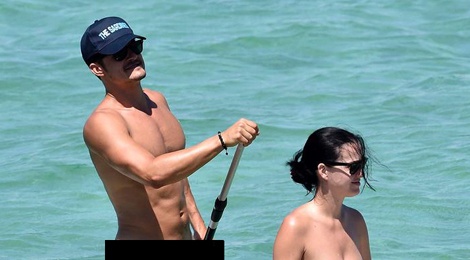 Orlando lo anh khoa than ben Katy Perry hinh anh