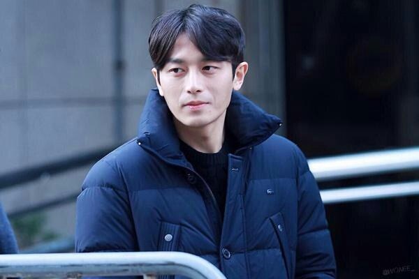 Nhung quan ly dien trai cua than tuong Kpop anh 5