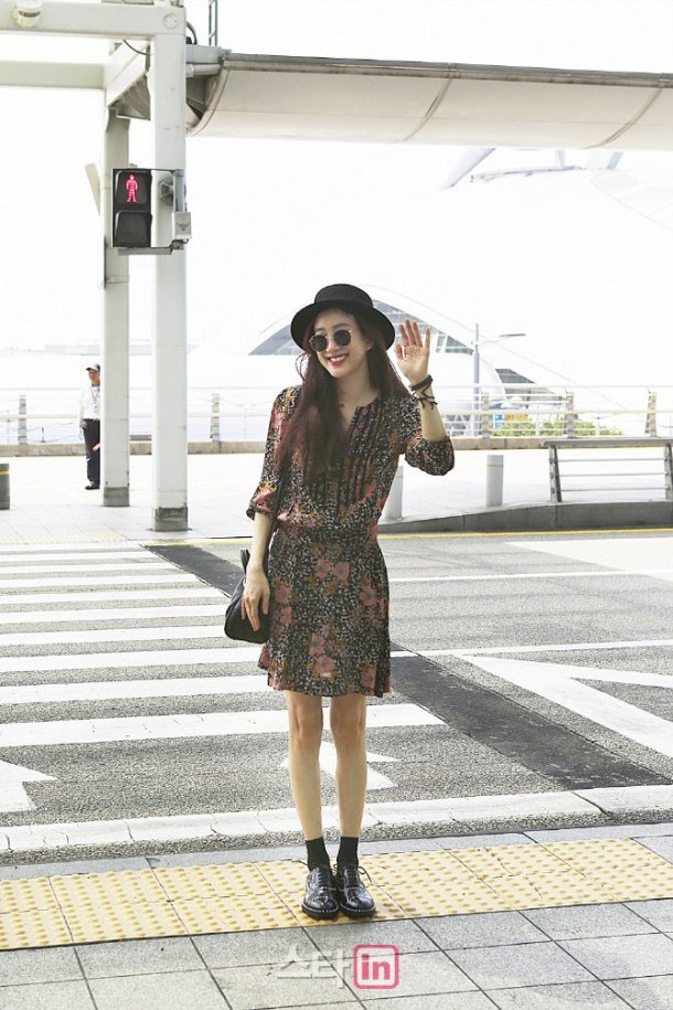 thoi trang san bay cua Yoona (SNSD) anh 7