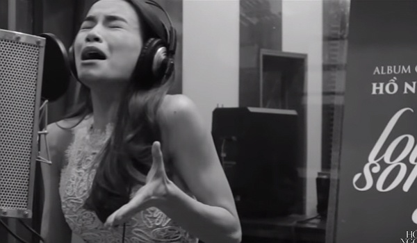 Ho Ngoc Ha hat hit Gui nguoi yeu cu trong buoi thu am hinh anh