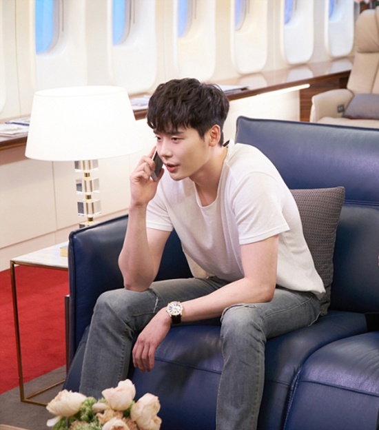 Thoi trang cua Lee Jong Suk anh 13