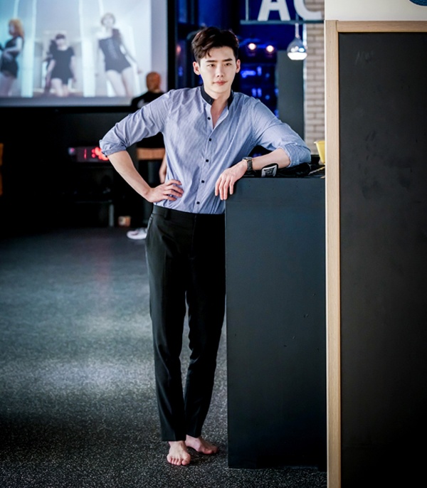 Thoi trang cua Lee Jong Suk anh 9