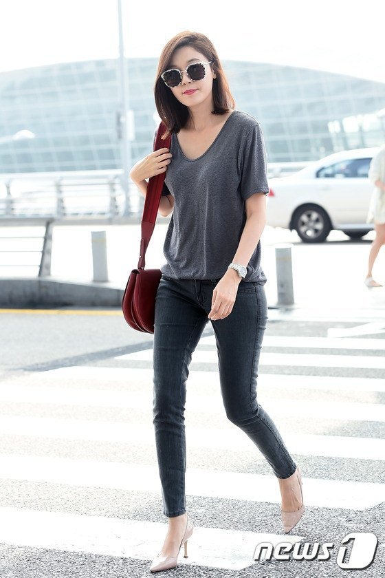 Kim Ha Neul o san bay anh 2