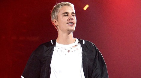 Justin Bieber sap tung bo suu tap duoi 1 trieu dong hinh anh