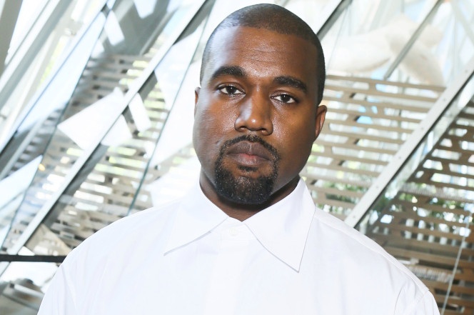 Nguoi ham mo lam loan cua hang thoi trang cua Kanye West hinh anh