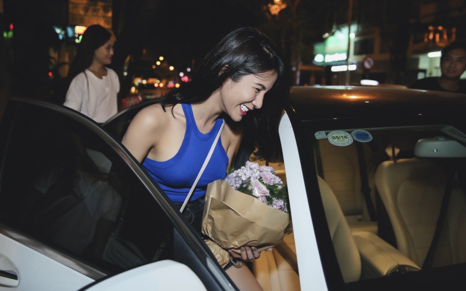 Diep Lam Anh om ban trai thieu gia anh 8