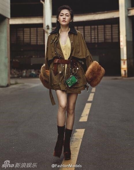 Tieu S tren tap chi anh 5