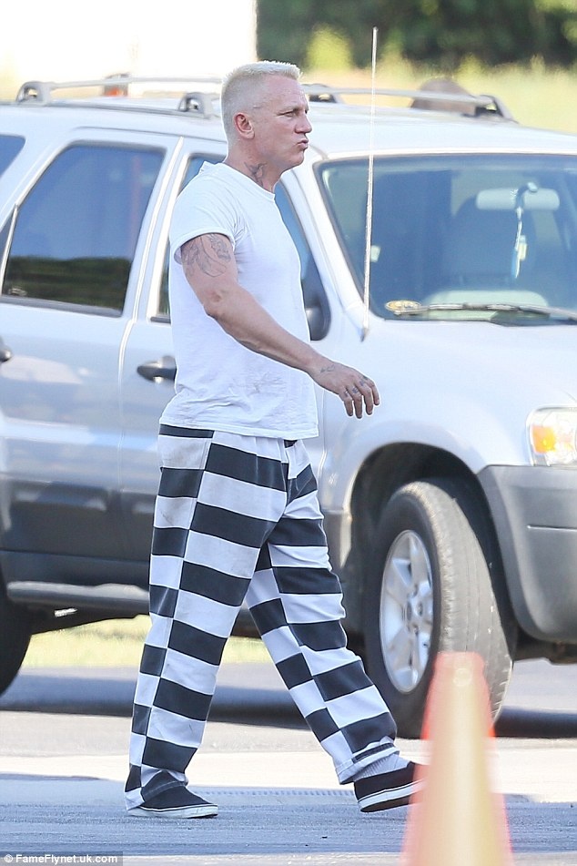 Daniel Craig lam tu nhan trong phim moi anh 3