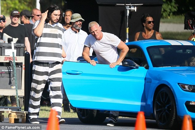 Daniel Craig lam tu nhan trong phim moi anh 4